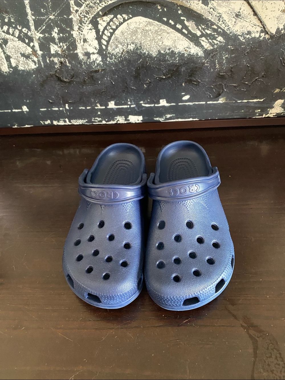 Authentic CROCS Classic Clog in Navy Blue Women’s Size 6-7 Men’s Size 4-5